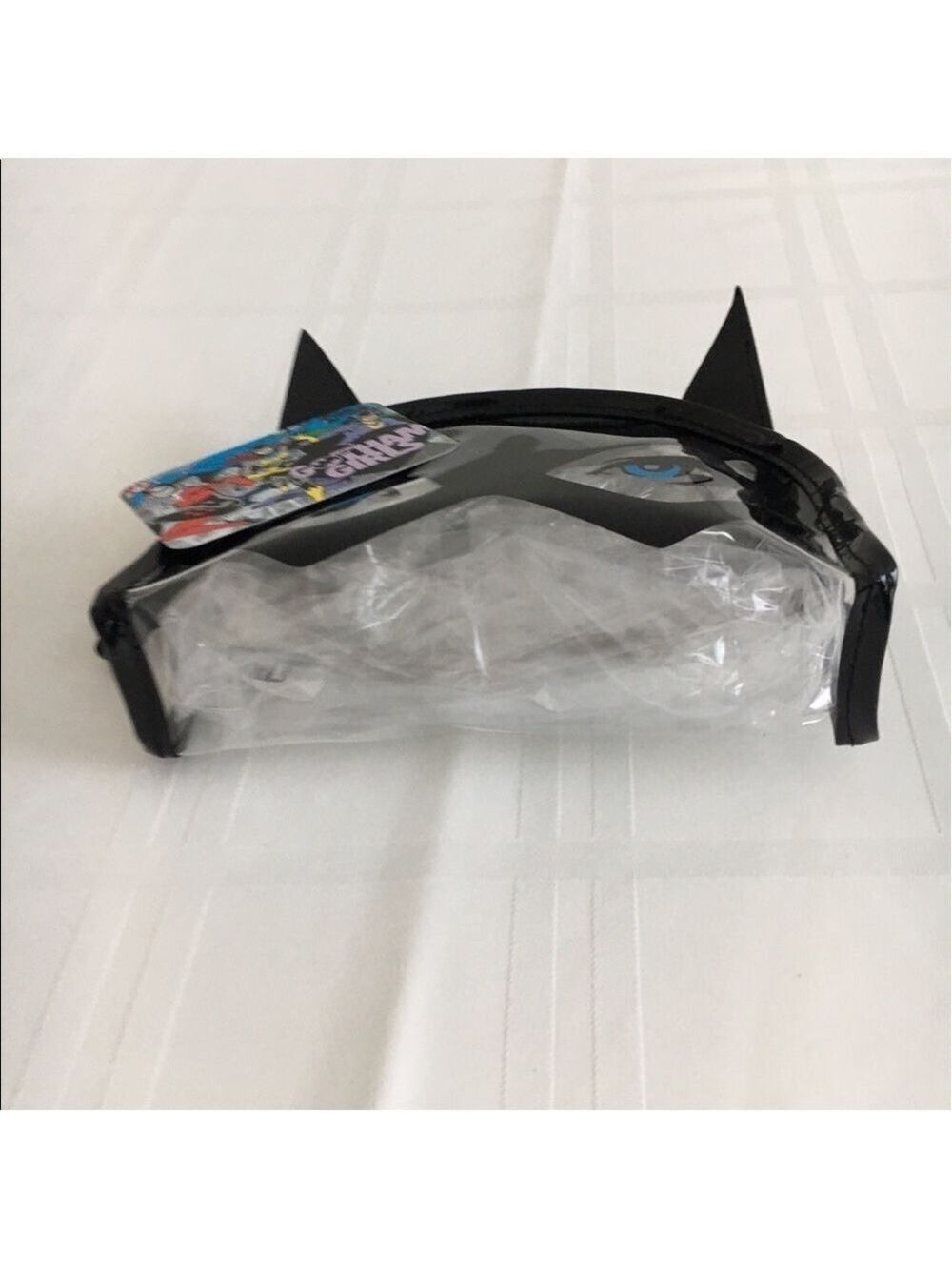 𝅺LONDON Soho's BATGIRL zippered makeup bag. - Picture 5 of 6